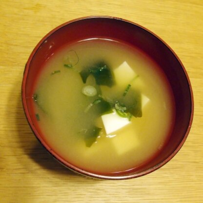 お豆腐のお味噌汁は美味しいので大好きです
ご馳走様でした